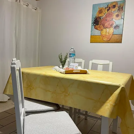 Sunflower - Madalena - Pico Tatil Evi *